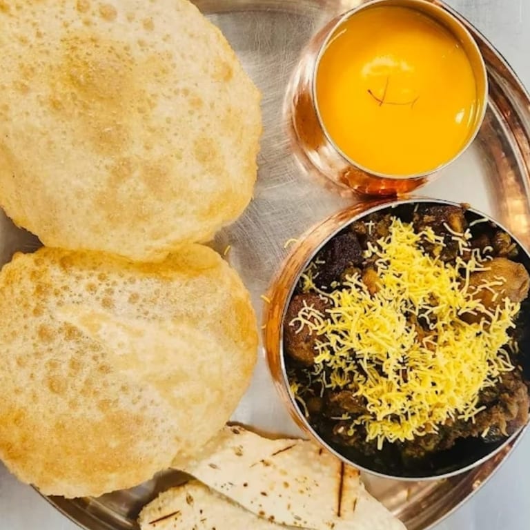 Curated Experience Of Comfort & Flavor